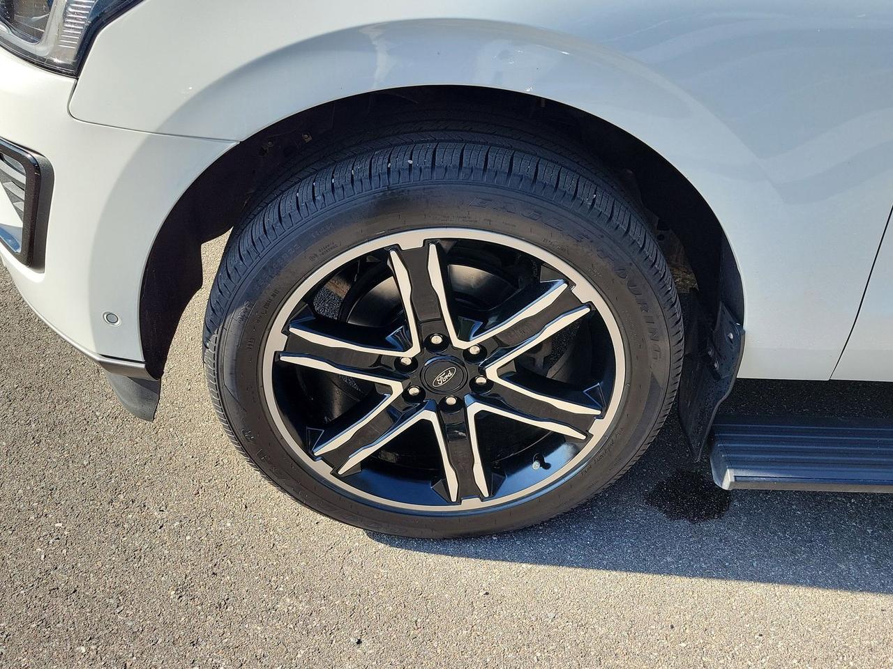 2021 Ford Expedition Limited Crestwood KY