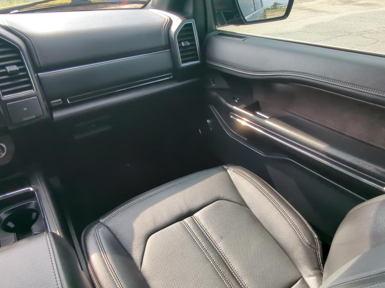 2021 Ford Expedition Limited Appleton WI