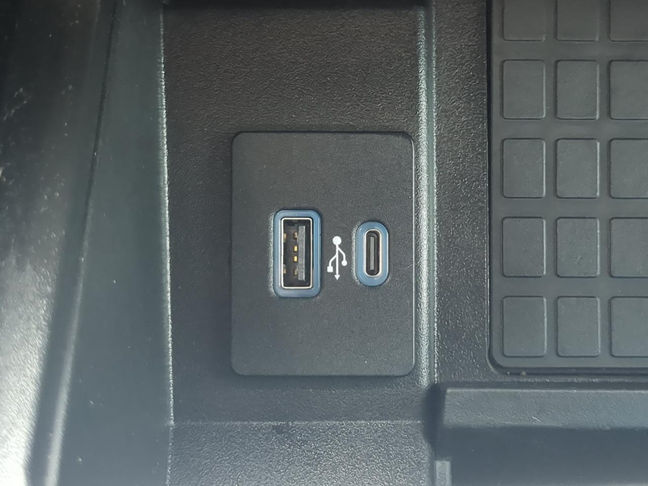 2021 Ford Expedition Limited Appleton WI
