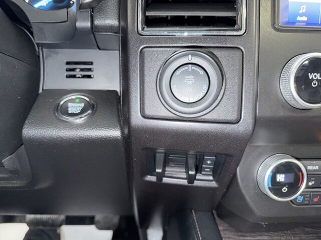 2021 Ford Expedition Limited Pine River MN