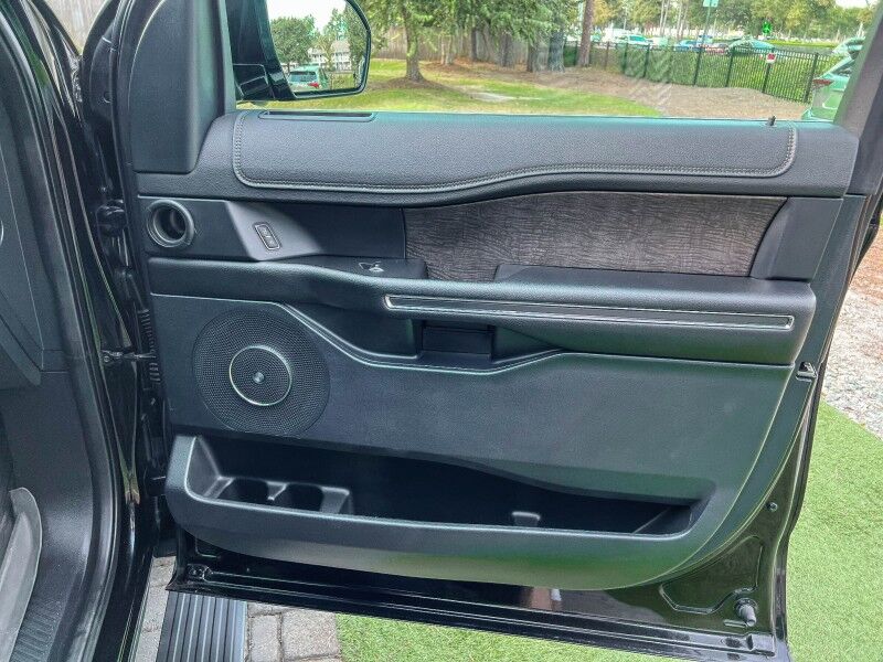 2021 Ford Expedition Limited Wilmington NC