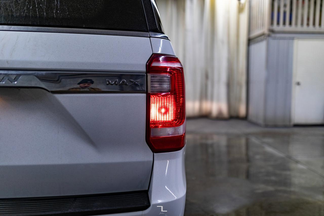 2021 Ford Expedition Max AWD SSV BCam 3rd Row Red Deer AB