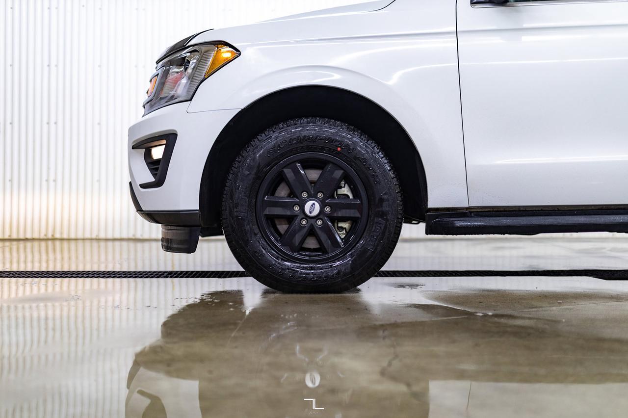 2021 Ford Expedition Max AWD SSV BCam 3rd Row Red Deer AB