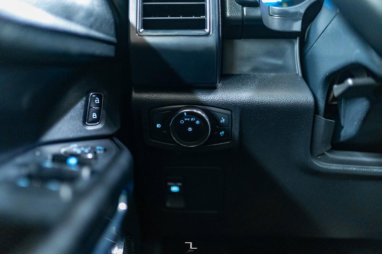 2021 Ford Expedition Max AWD SSV BCam 3rd Row Red Deer AB