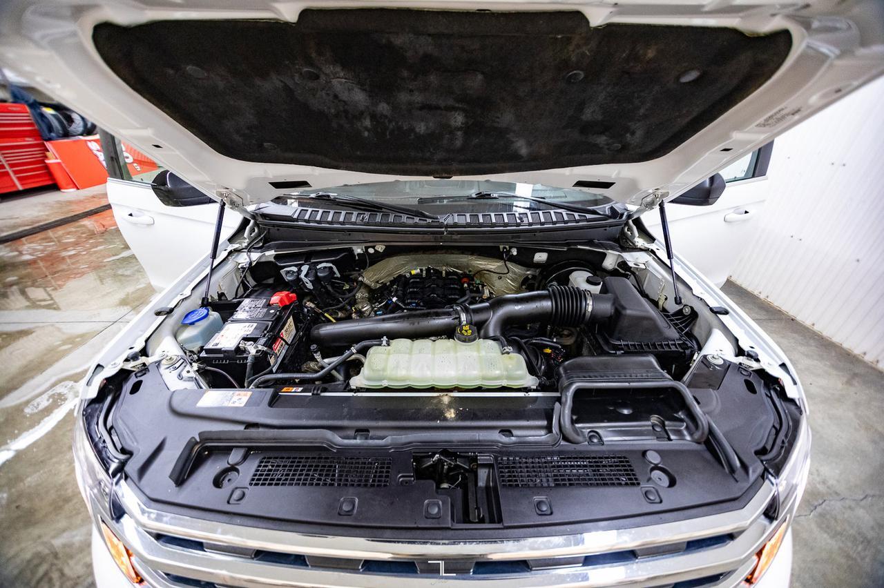 2021 Ford Expedition Max AWD SSV BCam 3rd Row Red Deer AB