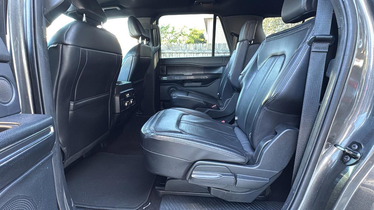 2021 Ford Expedition Max Limited  Selma TX