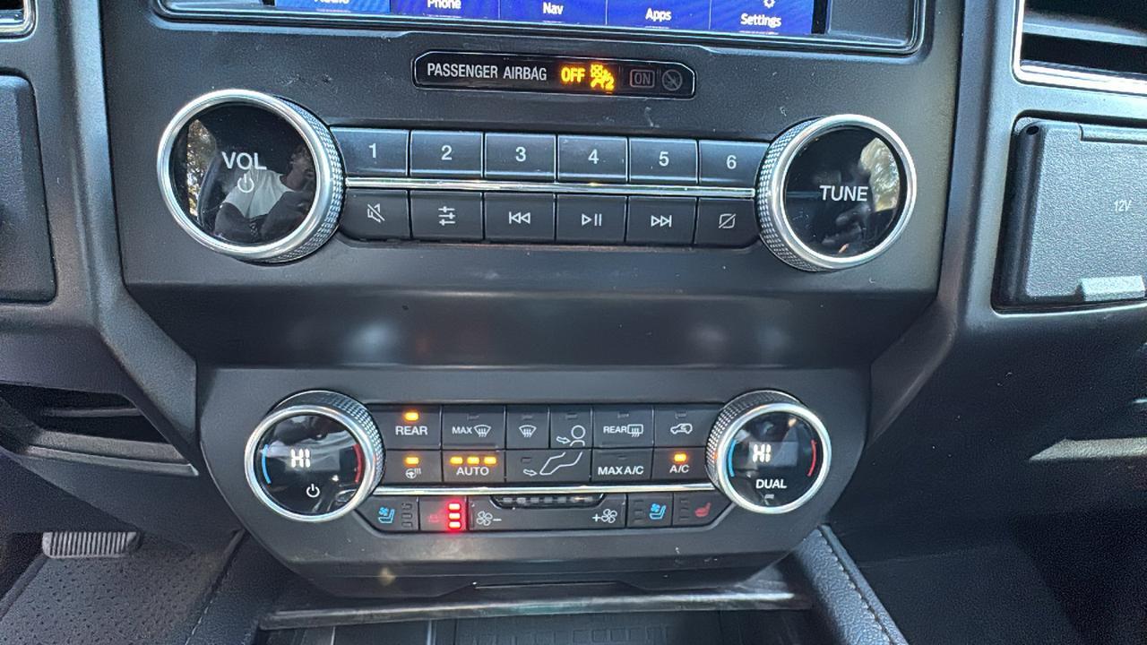 2021 Ford Expedition Max Limited  Selma TX