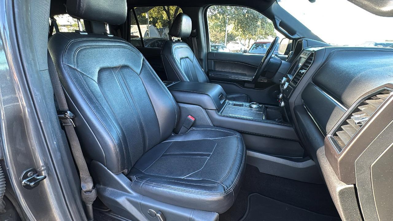 2021 Ford Expedition Max Limited  Selma TX