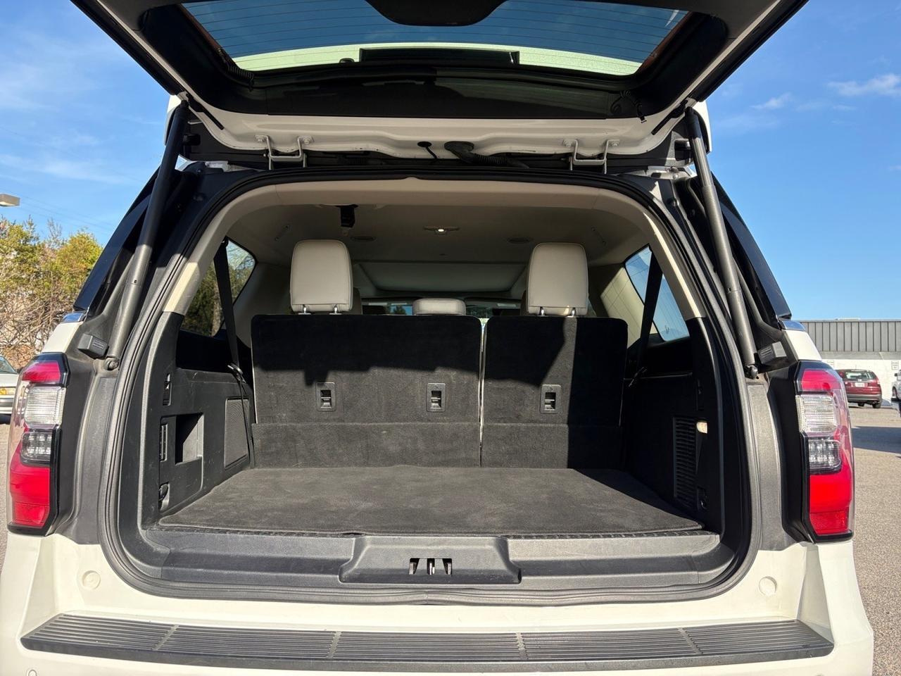 2021 Ford Expedition Max Platinum, POWER RUNNING BOARDS, TOW PACKAGE, AUTO START/STOP, PANORAMIC TINTED MOONROOF, BLIND SPOT ALERT, POWER 3RD ROW SEATING, POWER LIFTGATE, 360 BACKUP CAMERA, HEATED FRONT & REAR SEATS, APPLE CARPLAY/ANDROID AUTO, EXPLORE THE ROAD! Virginia Beach VA