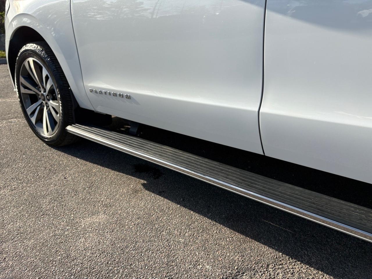 2021 Ford Expedition Max Platinum, POWER RUNNING BOARDS, TOW PACKAGE, AUTO START/STOP, PANORAMIC TINTED MOONROOF, BLIND SPOT ALERT, POWER 3RD ROW SEATING, POWER LIFTGATE, 360 BACKUP CAMERA, HEATED FRONT & REAR SEATS, APPLE CARPLAY/ANDROID AUTO, EXPLORE THE ROAD! Virginia Beach VA