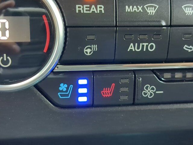 2021 Ford Expedition Max XLT Appleton WI