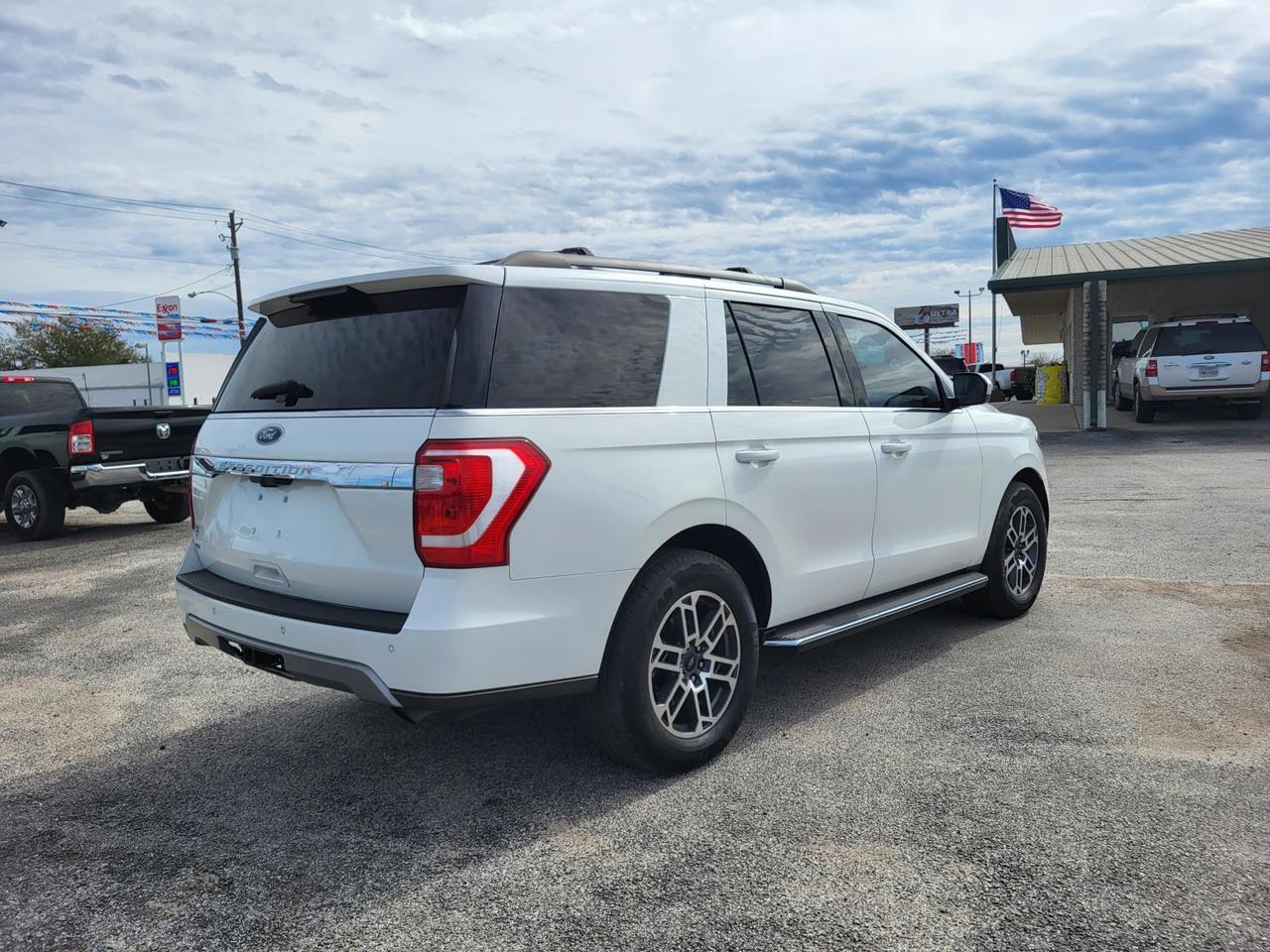 2021 Ford Expedition XLT 4x2