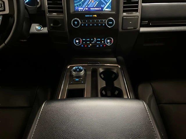 2021 Ford Expedition XLT Dallas TX