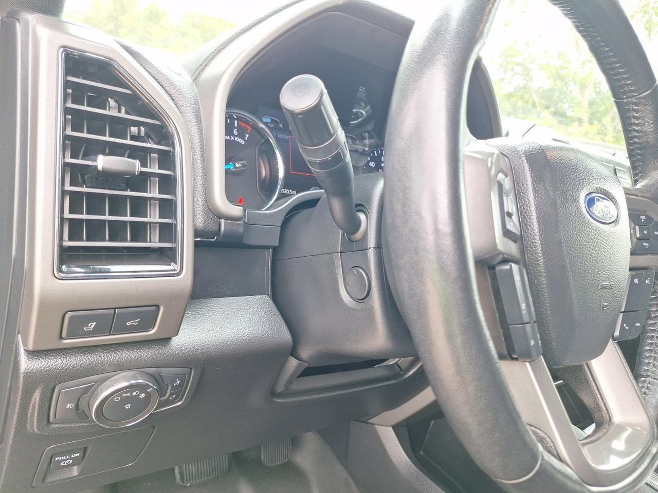 2021 Ford Expedition XLT Hurst TX