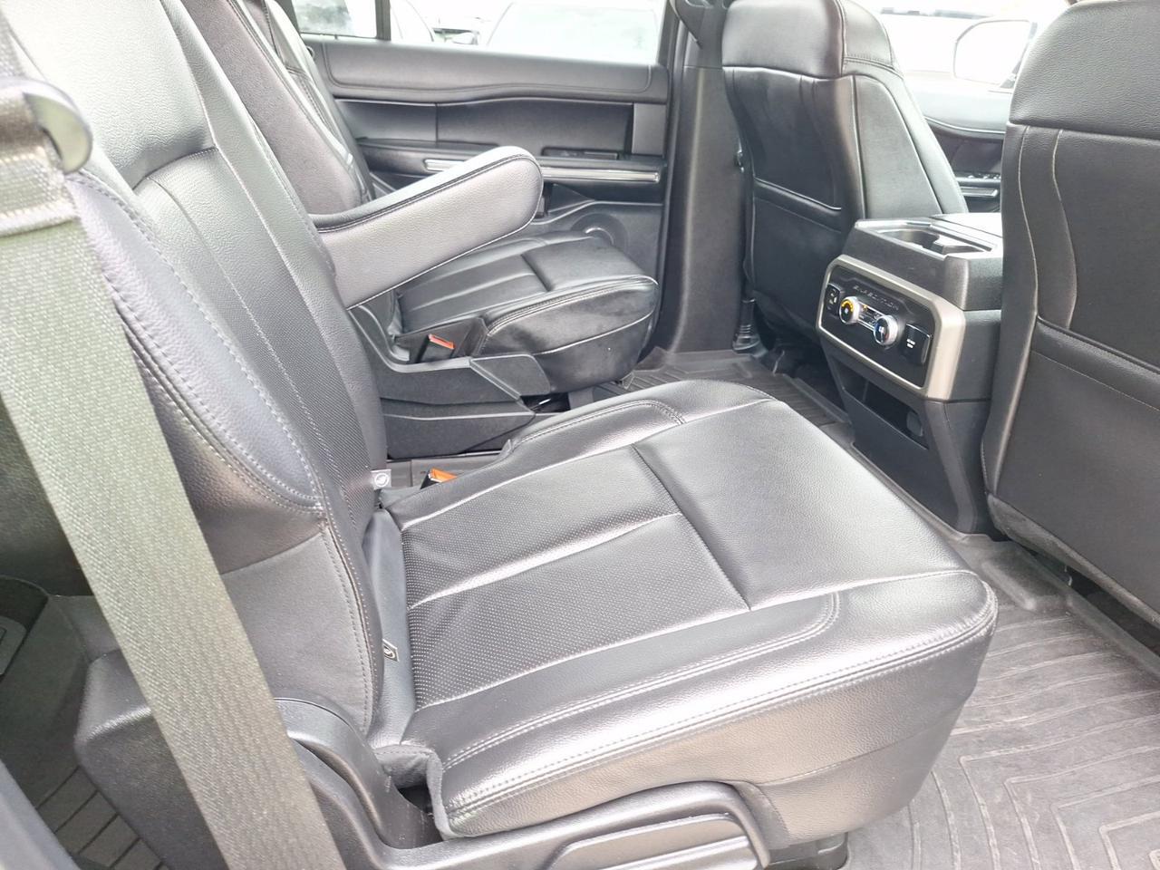2021 Ford Expedition XLT Hurst TX