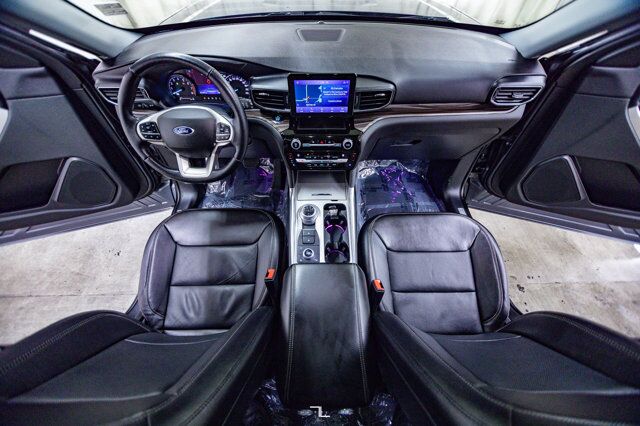 2021 Ford Explorer AWD Limited Leather Roof Nav BCam Red Deer AB