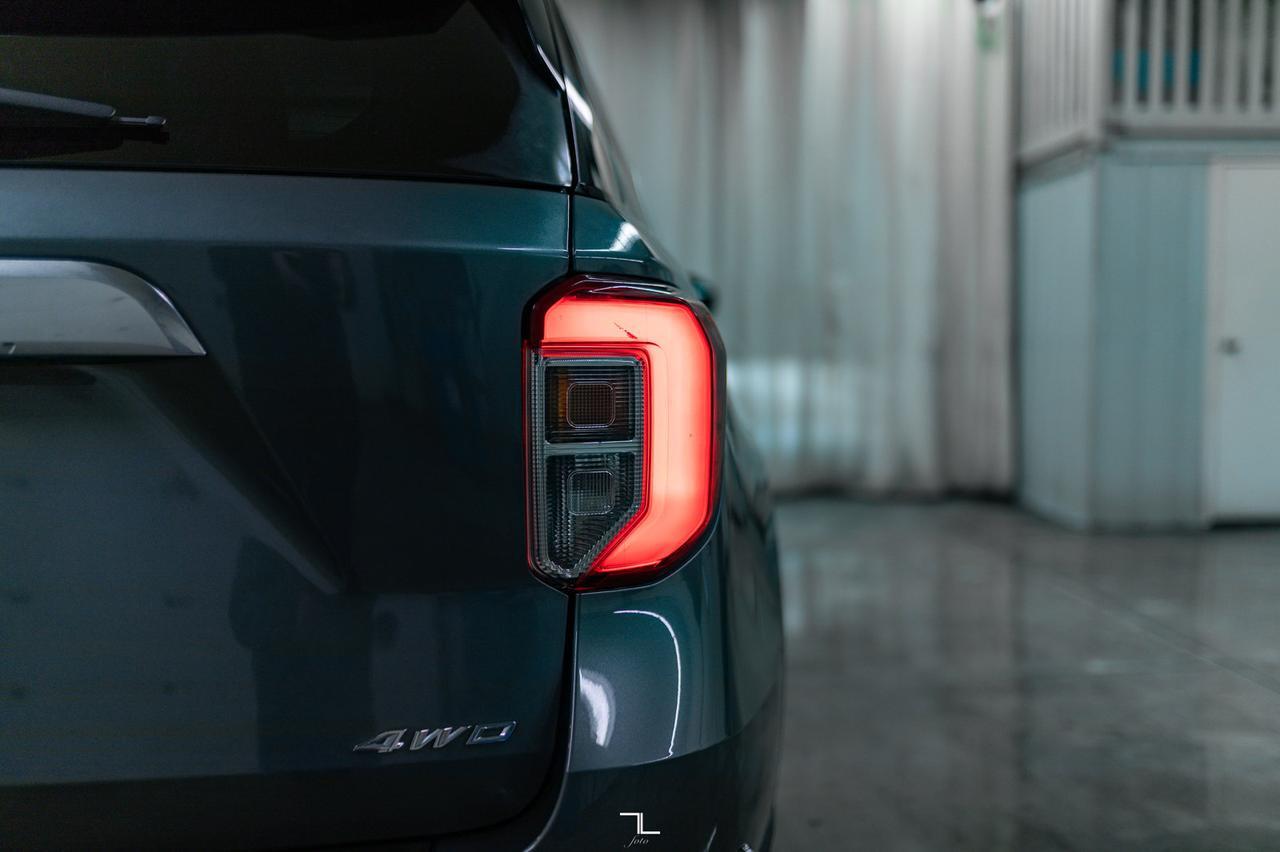 2021 Ford Explorer AWD Limited Leather Roof Nav BCam Red Deer AB