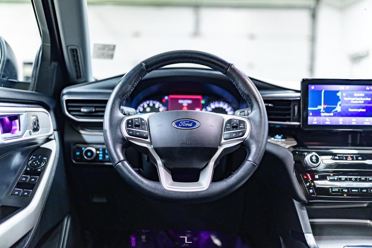 2021 Ford Explorer AWD Limited Leather Roof Nav BCam Red Deer AB