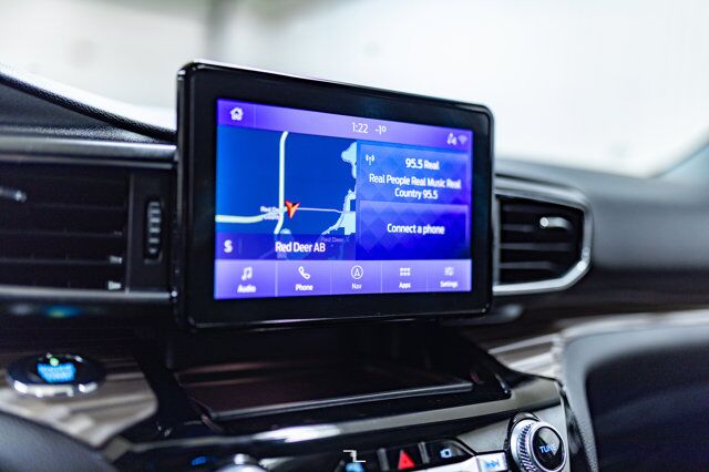 2021 Ford Explorer AWD Limited Leather Roof Nav BCam Red Deer AB