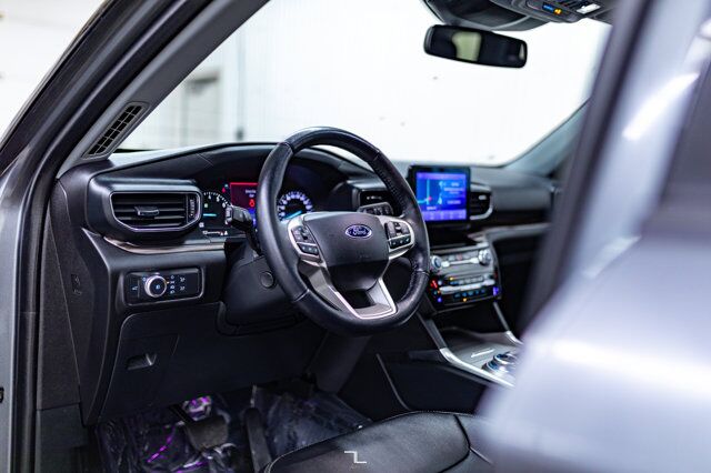 2021 Ford Explorer AWD Limited Leather Roof Nav BCam Red Deer AB