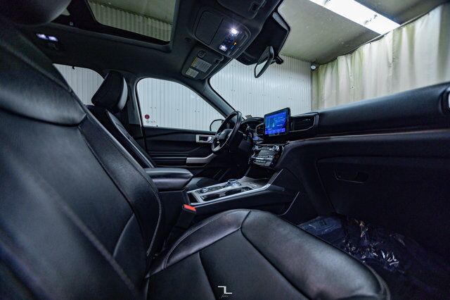 2021 Ford Explorer AWD Limited Leather Roof Nav BCam Red Deer AB