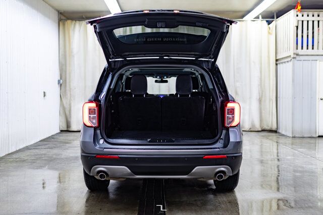 2021 Ford Explorer AWD Limited Leather Roof Nav BCam Red Deer AB