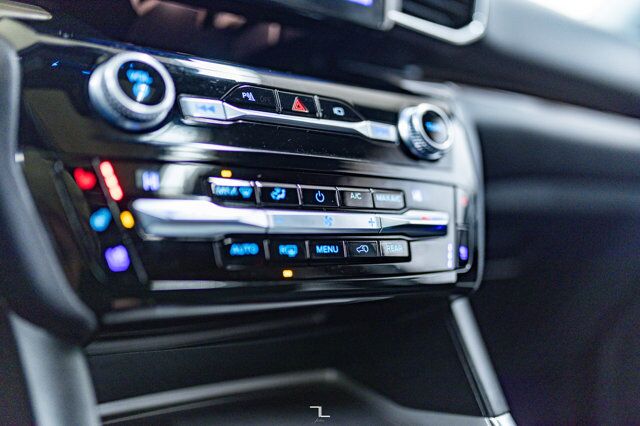 2021 Ford Explorer AWD Limited Leather Roof Nav BCam Red Deer AB