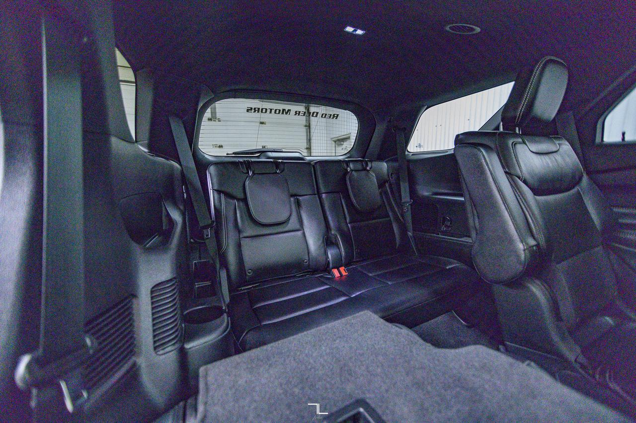 2021 Ford Explorer AWD ST Leather Roof Nav Red Deer AB