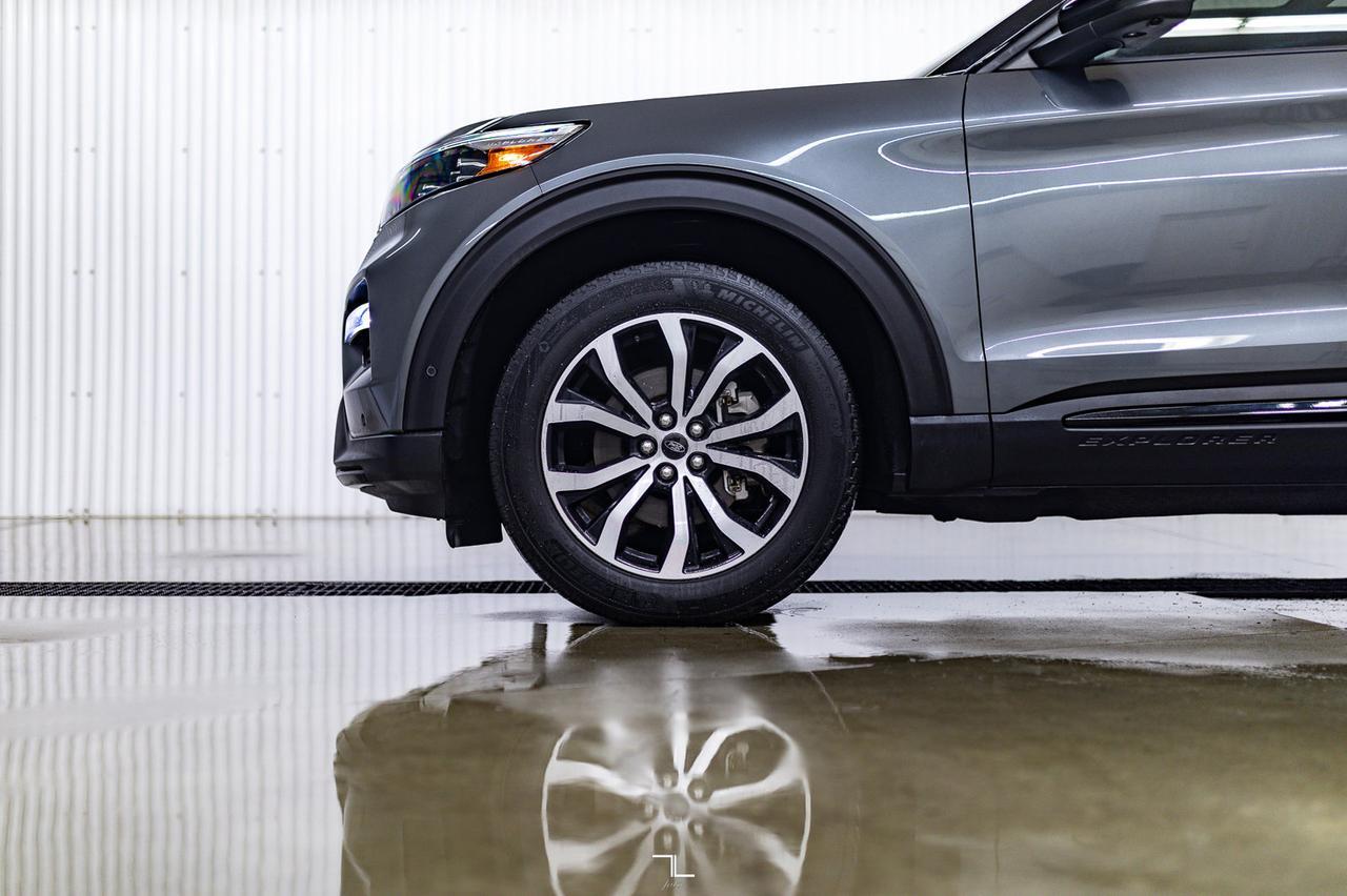 2021 Ford Explorer AWD ST Leather Roof Nav Red Deer AB