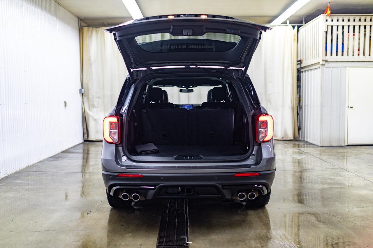 2021 Ford Explorer AWD ST Leather Roof Nav Red Deer AB