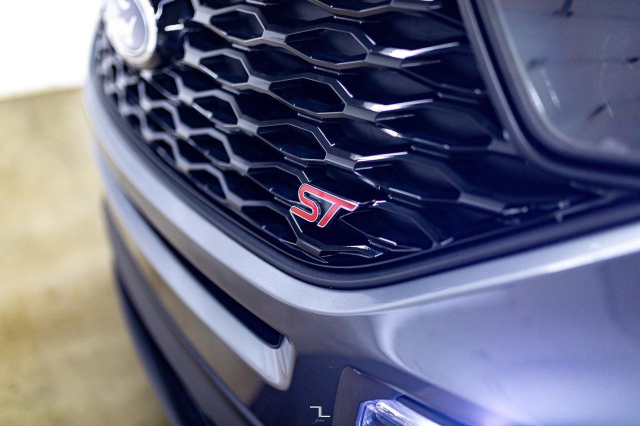 2021 Ford Explorer AWD ST Leather Roof Nav Red Deer AB