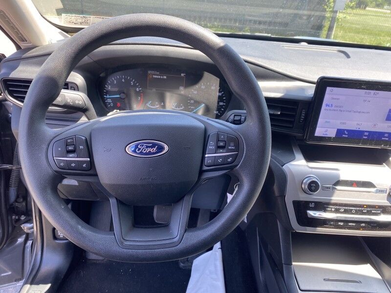 2021 Ford Explorer Base