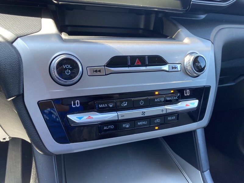 2021 Ford Explorer Base Springfield PA