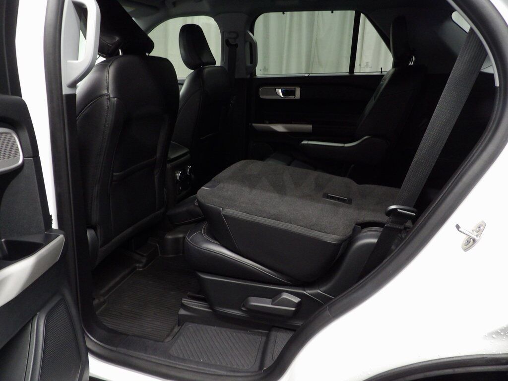 2021 Ford Explorer Limited 4WD 6 Passenger Fond du Lac WI