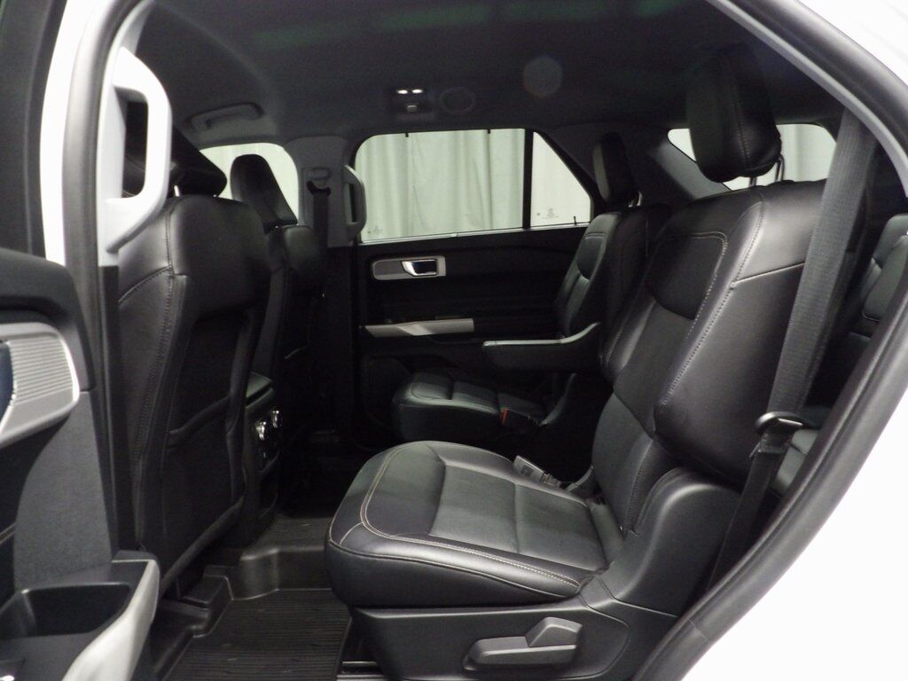 2021 Ford Explorer Limited 4WD 6 Passenger Fond du Lac WI