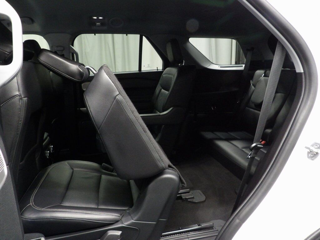 2021 Ford Explorer Limited 4WD 6 Passenger Fond du Lac WI