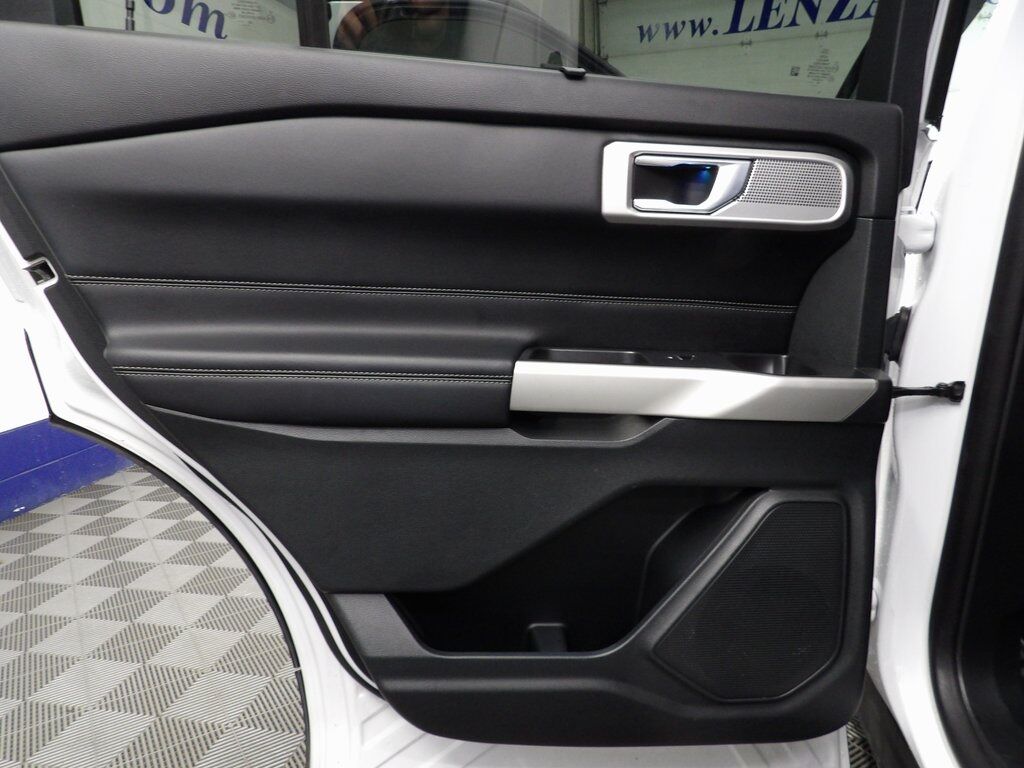 2021 Ford Explorer Limited 4WD 6 Passenger Fond du Lac WI