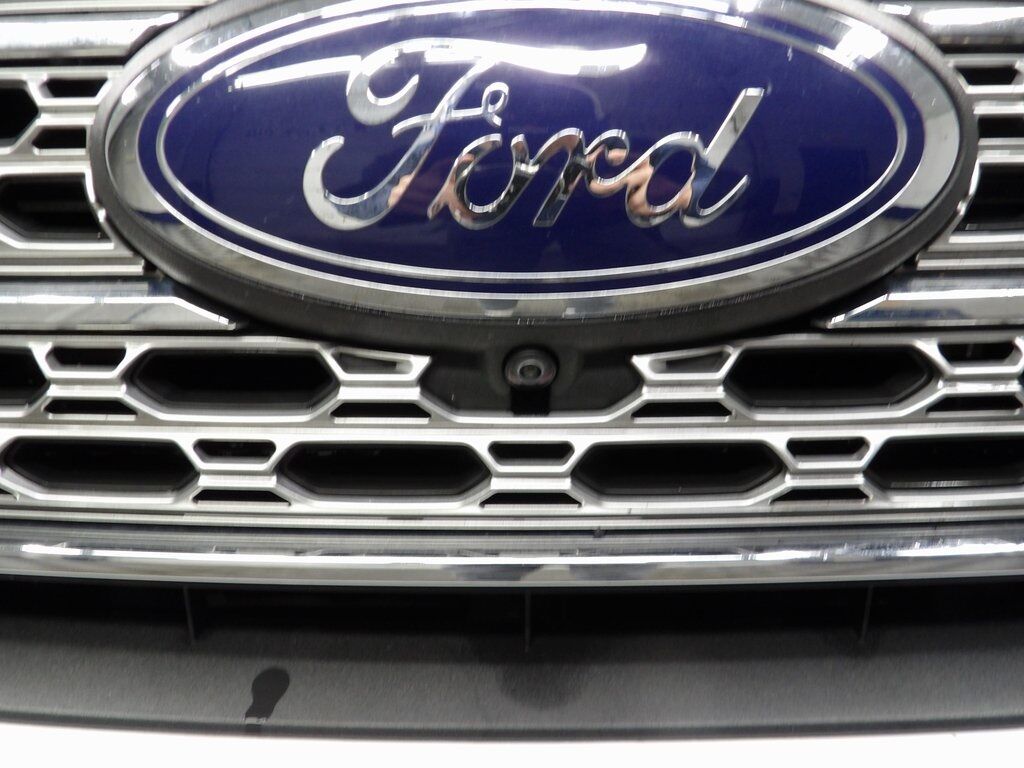 2021 Ford Explorer Limited 4WD 6 Passenger Fond du Lac WI
