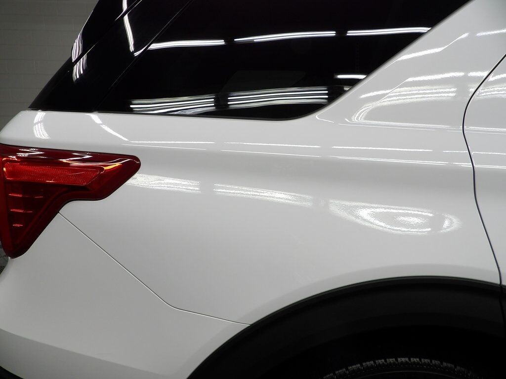 2021 Ford Explorer Limited 4WD 6 Passenger Fond du Lac WI