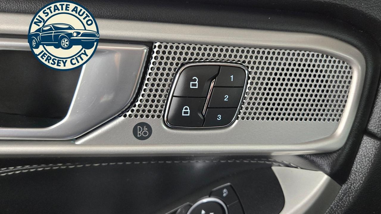 2021 Ford Explorer Limited Jersey City NJ