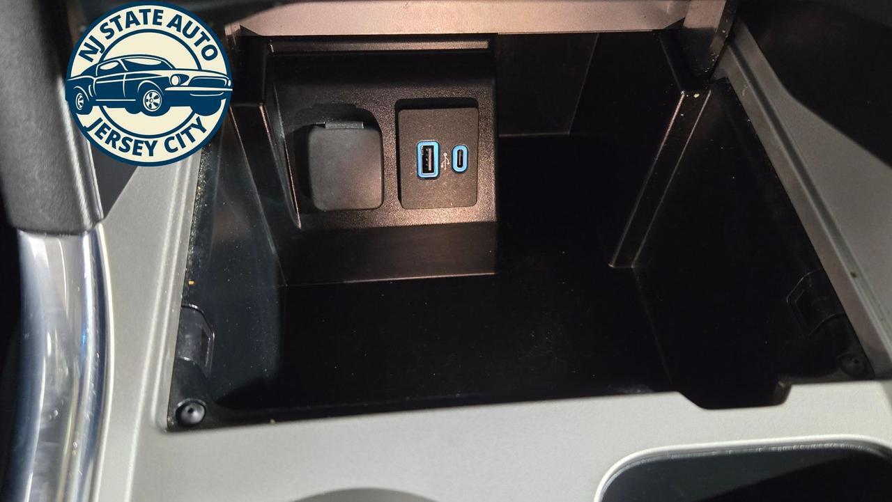2021 Ford Explorer Limited Jersey City NJ