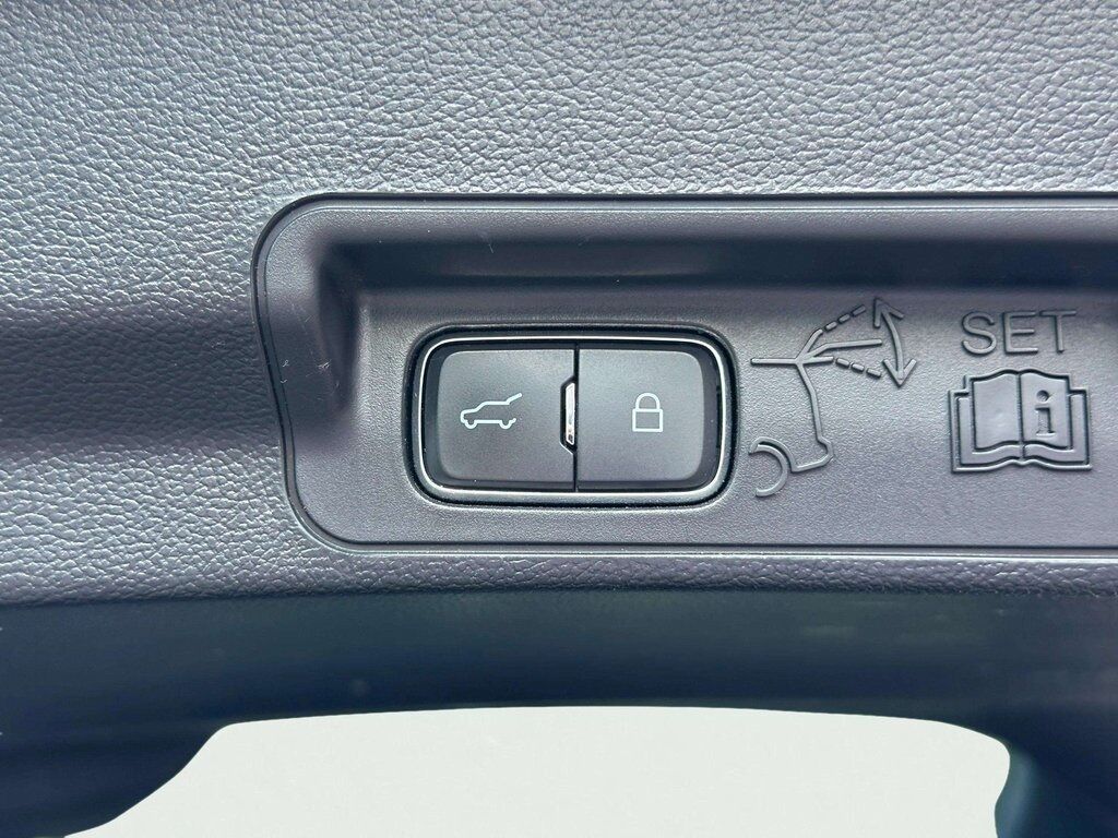 2021 Ford Explorer Limited w/Twin Panel Moonroof Pkg San Clemente CA