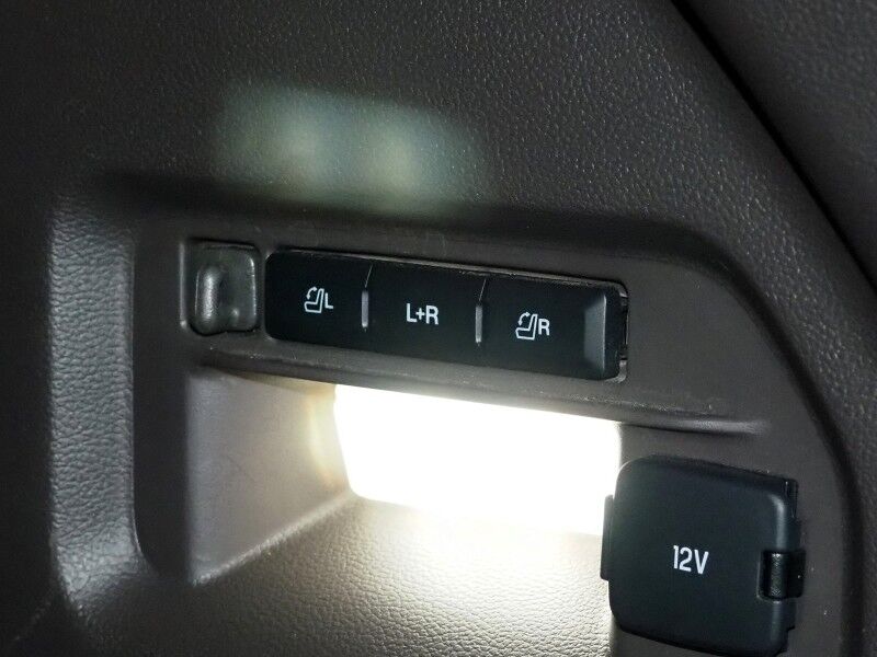 2021 Ford Explorer Platinum 4WD *NAVIGATION, ADAPTIVE CRUISE, SAFETY ALERTS, 360 CAMERAS, TWIN-PANEL MOONROOF, LEATHER, CLIMATE/MASSAGE SEATS, HEATED STEERING, 2ND ROW CAPTIAN'S, BANG & OLUFSEN, WIRELESS CHARGING, ANDROID & APPLE Round Rock TX