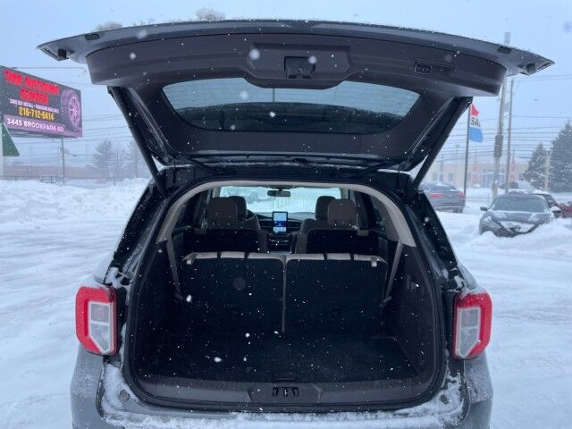 2021 Ford Explorer Platinum Cleveland OH