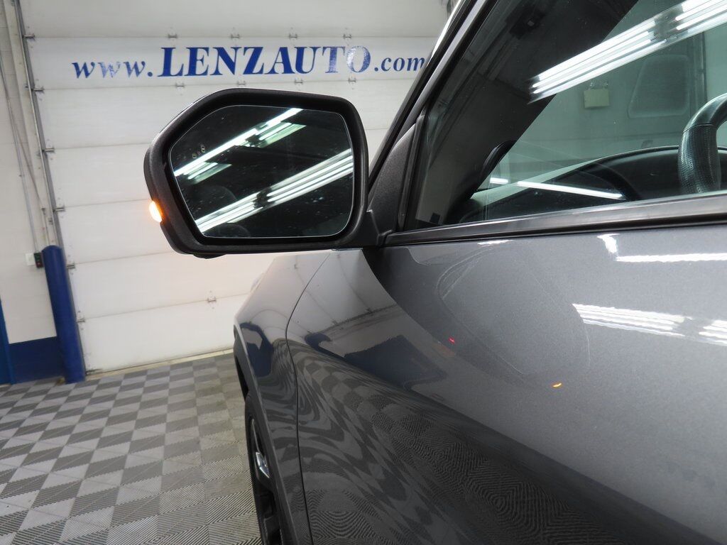 2021 Ford Explorer ST 4WD 6 Passenger Fond du Lac WI