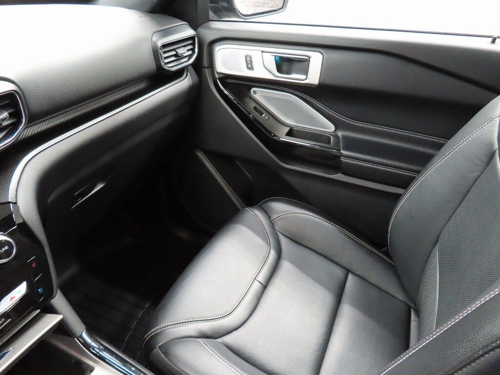 2021 Ford Explorer ST 4WD 6 Passenger Fond du Lac WI