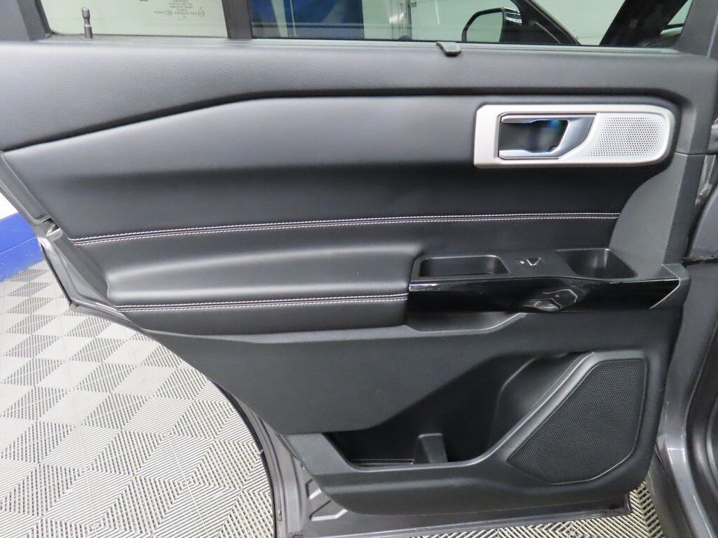 2021 Ford Explorer ST 4WD 6 Passenger Fond du Lac WI