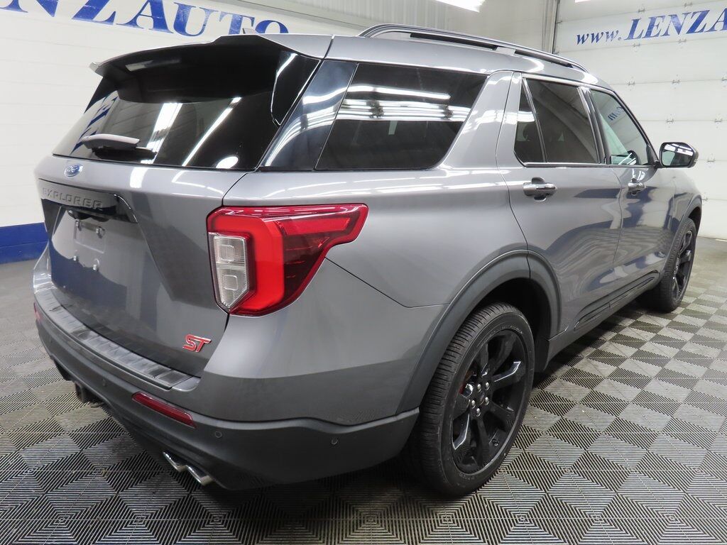 2021 Ford Explorer ST 4WD 6 Passenger Fond du Lac WI