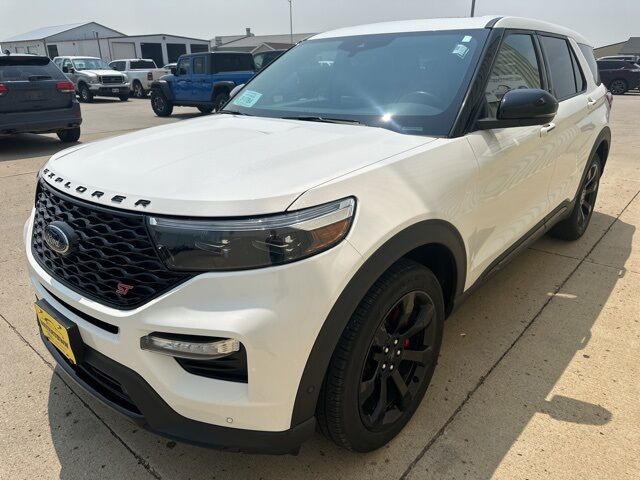 2021 Ford Explorer ST Watertown SD