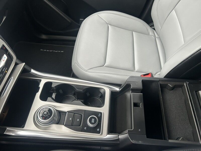 2021 Ford Explorer XLT - LEATHER - CO-PILOT360 - SPORT APPEARANCE Whitinsville MA